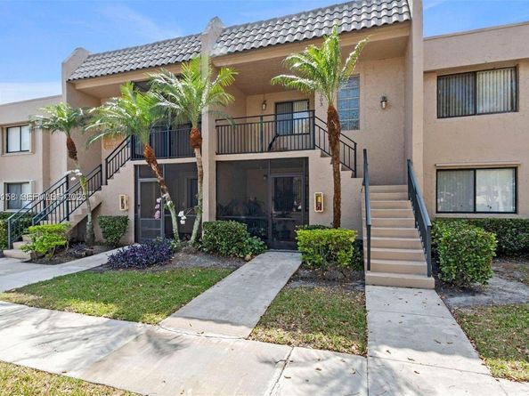 390 Racquet Club Rd 202, Weston FL 33326
