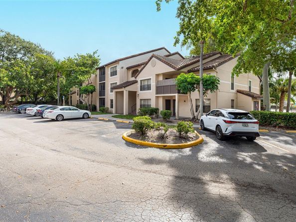 4201 W Mcnab Rd 15, Pompano Beach FL 33069