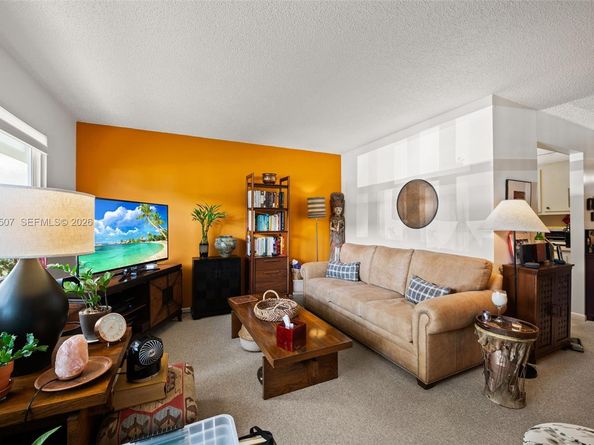 13255 SW 7th Ct 111D, Pembroke Pines FL 33027