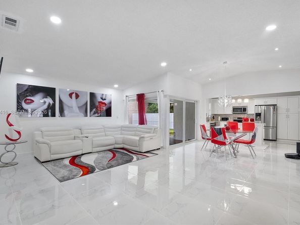 26161 SW 130th Ave, Homestead FL 33032