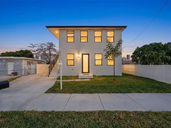 10315 SW 176th St, Miami FL 33157