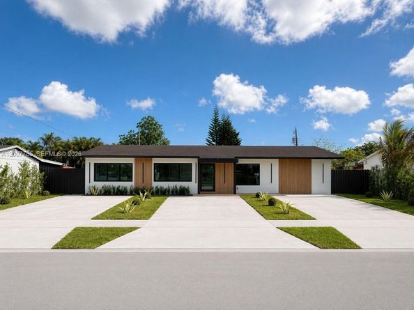 12810 SW 18th St, Miami FL 33175