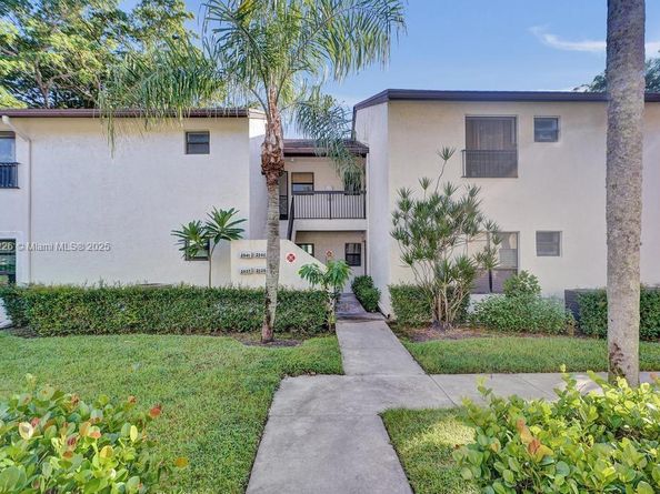 2541 N Carambola Cir N 1832, Coconut Creek FL 33066