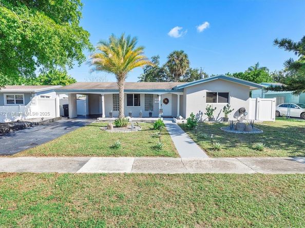 2012 NW 11th Ave, Fort Lauderdale FL 33311