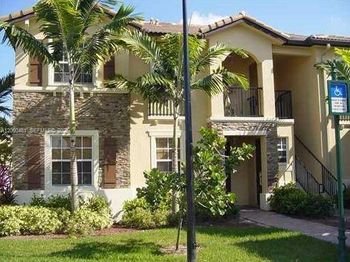 3360 NE 14th Dr
