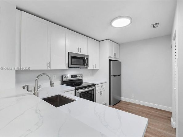 5861 Riverside Dr 205A2, Coral Springs FL 33067