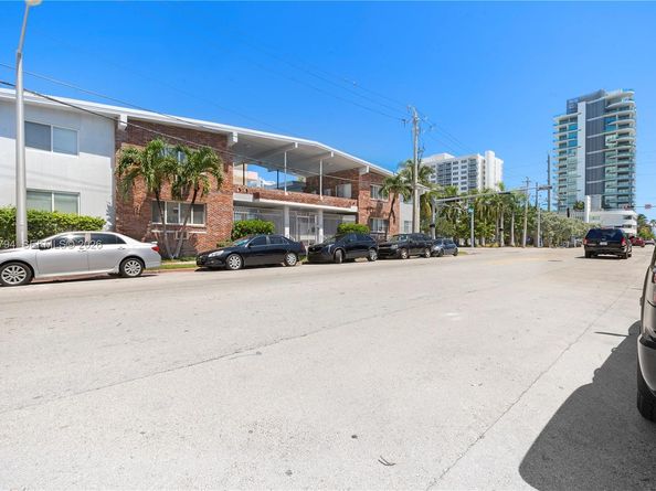 315 69th St 112, Miami Beach FL 33141