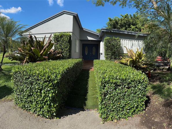 12495 SW 240th St, Homestead FL 33032