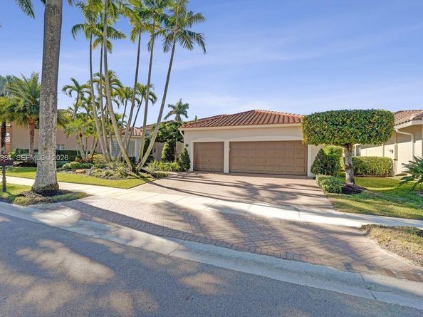 2533 Eagle Run Cir, Weston FL 33327