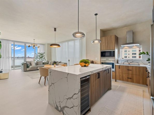 2020 N Bayshore Dr 810, Miami FL 33137