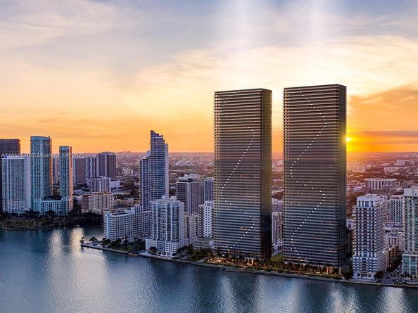 700 NE 24th Street 2501, Miami FL 33137