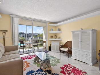 6600 Royal Palm Blvd