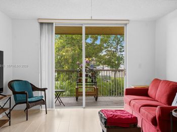 6870 Royal Palm Blvd