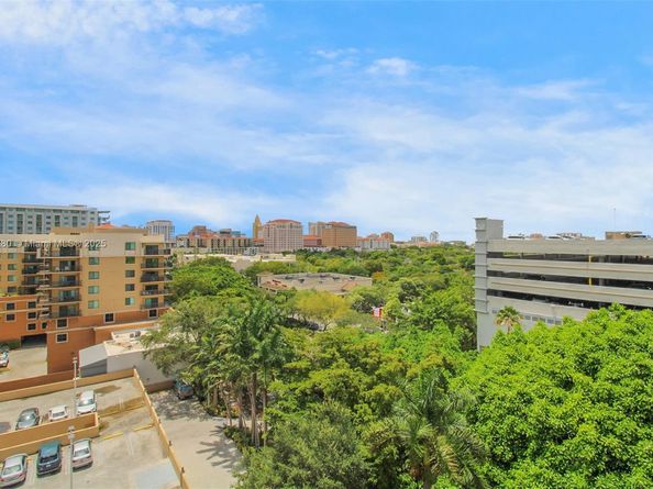 3410 Coral Way 904, Miami FL 33145