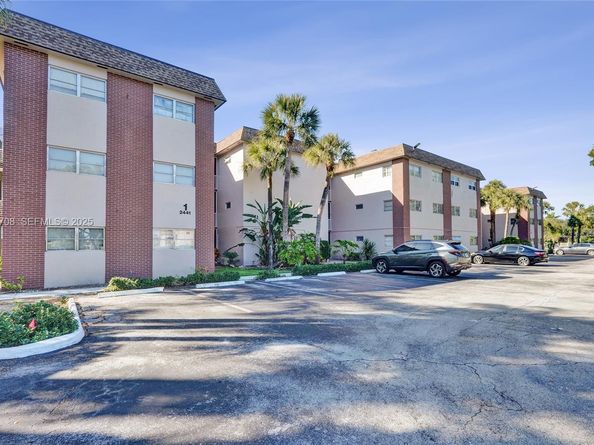 2441 SW 82nd Ave 205, Davie FL 33324