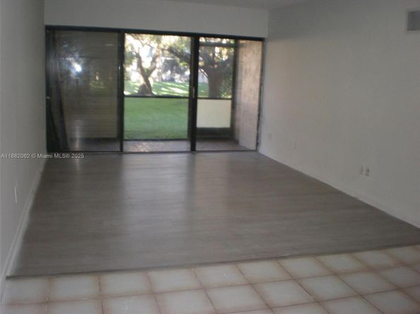 5855 Washington St 92, Hollywood FL 33023