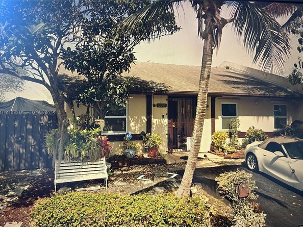 12215 SW 119th Ter, Miami FL 33186