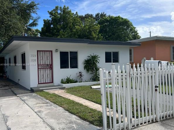 1128 NW 76th St, Miami FL 33150