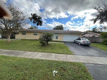 7200 NW 10th Pl