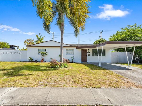 6408 Pierce St, Hollywood FL 33024