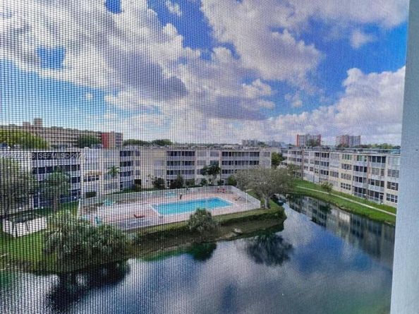 1700 NE 191st St 508, Miami FL 33179