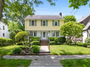 102 Oakdale Road