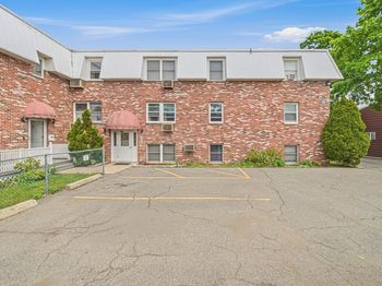 33A Jackson St.