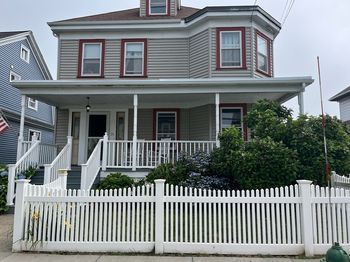 24 Rawson Rd