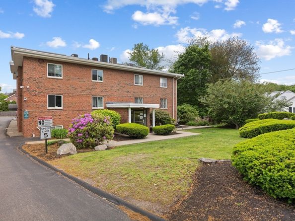 211 West St. 12B, Quincy MA 02169