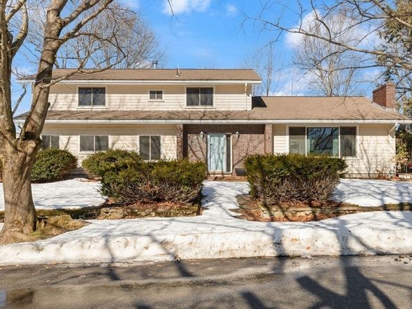 21 Olsen Rd, Peabody MA 01960