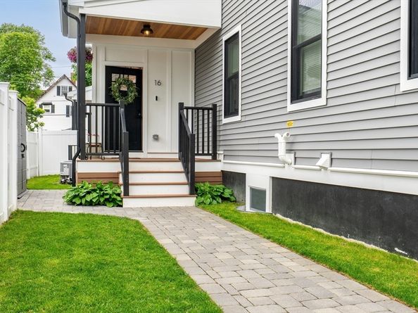 16 Walker St 16, Medford MA 02155