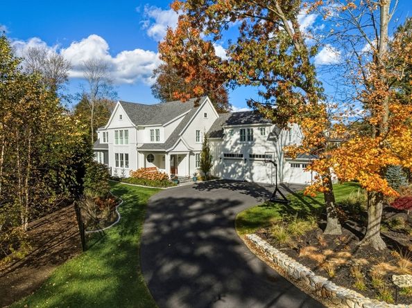 9 Pelham Road, Lexington MA 02421