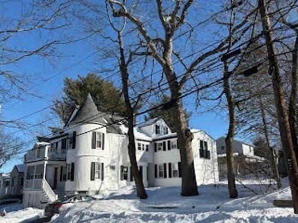 122 Sylvia St, Arlington MA 02476