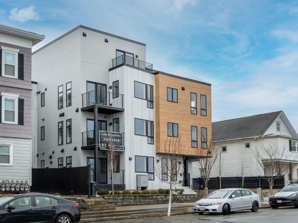 595 Broadway 301, Somerville MA 02145