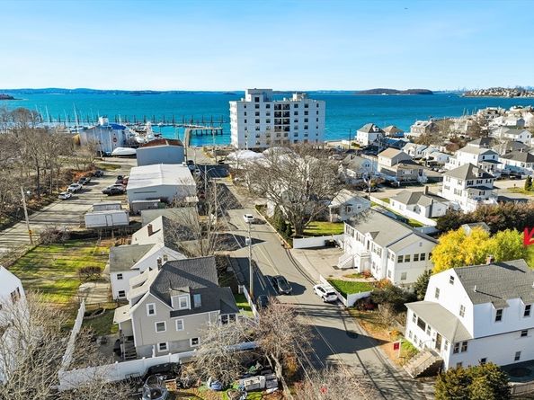 23 A St, Hull MA 02045