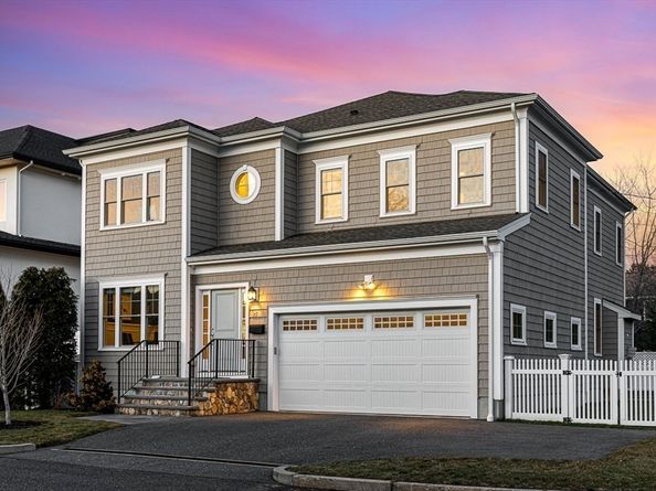 25 Cavanaugh Path, Newton MA 02459