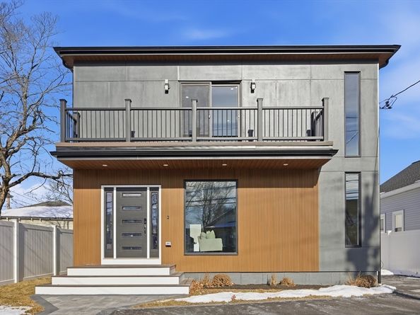 179 Lake St, Waltham MA 02451