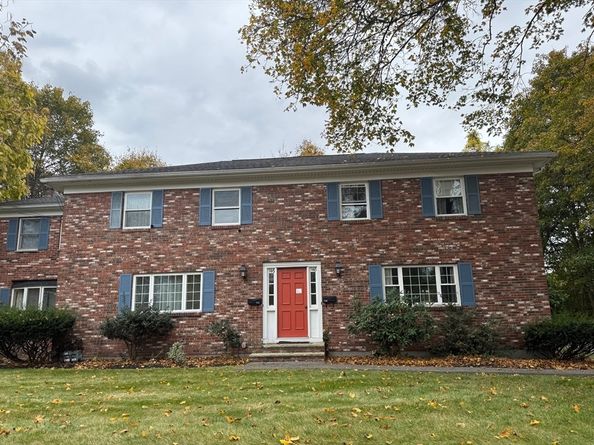 148 Wyman St 148, Woburn MA 01801