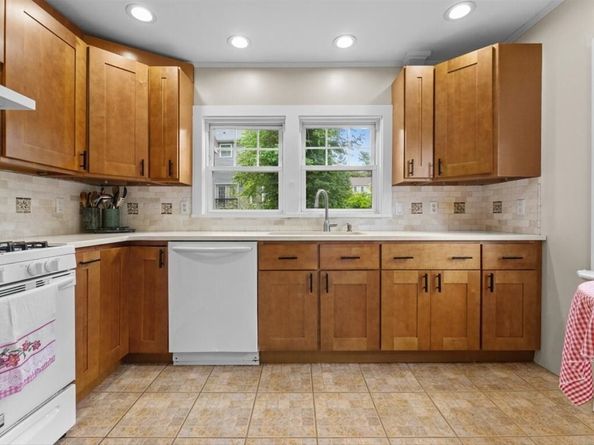 290 East Street, Westwood MA 02090