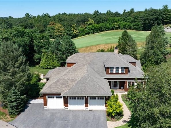 2 Black Rock Dr 21, Hingham MA 02043