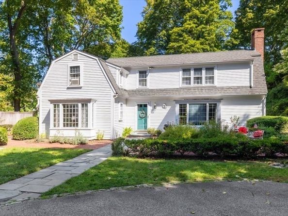 102 Central St, Hingham MA 02043