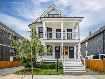 72 Governor Winthrop Rd