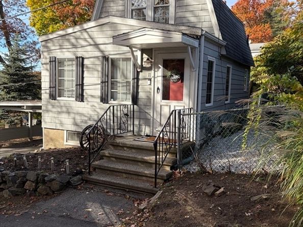 11 Cogswell Rd, North Reading MA 01864
