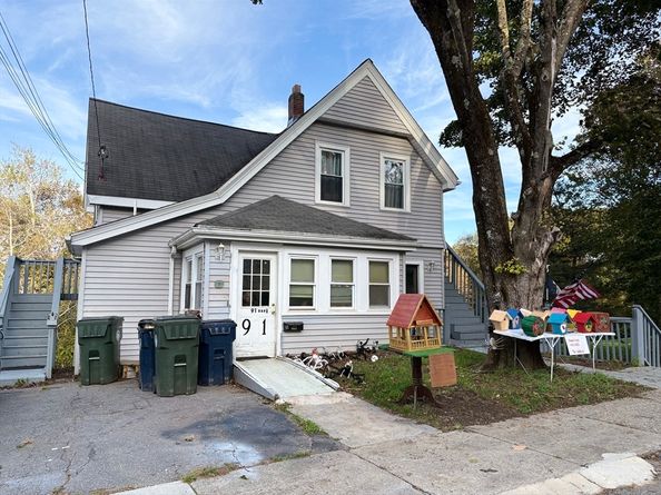 91 Maplewood Ave, Marlborough MA 01752