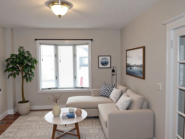 34 Channing St 1, Newton MA 02458