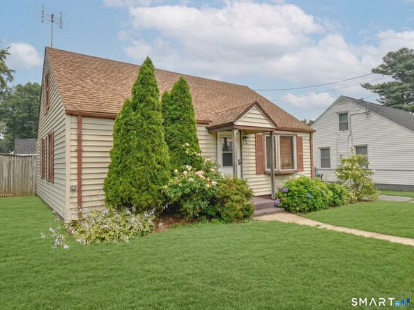 39 Gary Street, Bridgeport CT 06610
