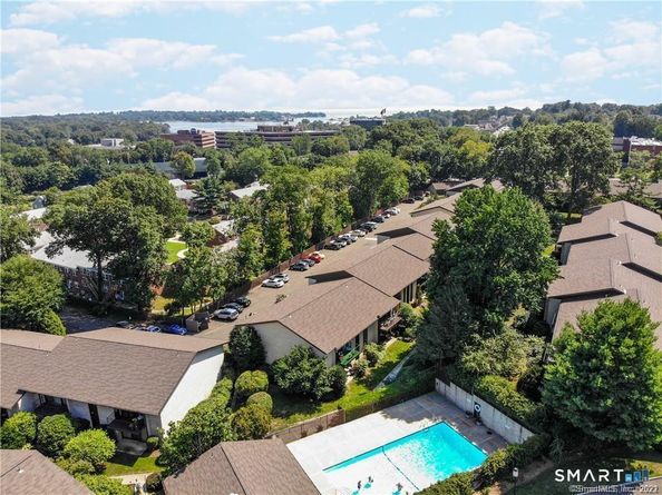 73 Courtland Avenue 163 ( 8), Stamford CT 06902