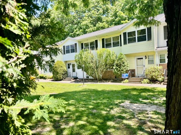 25 Padanaram Road 77, Danbury CT 06811