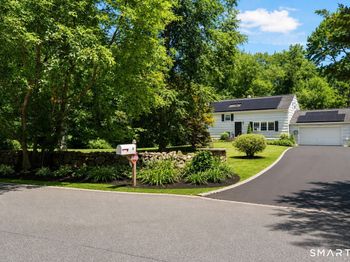 8 Ground Pine Road