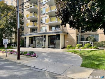 1 Strawberry Hill Court